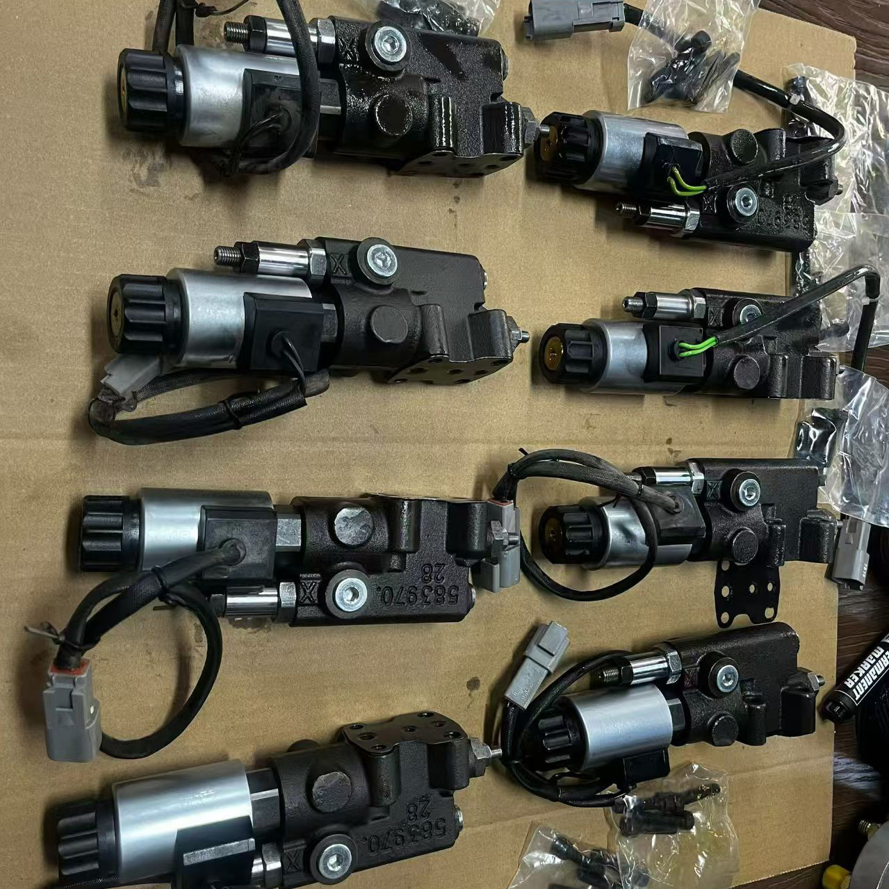 Caterpillar 336D Fan Pump Regu